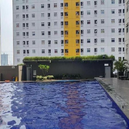 Apartment Green Pramuka Tower Chrysant Jacarta Exterior foto
