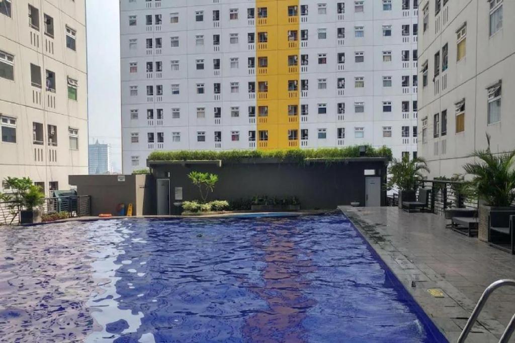Apartment Green Pramuka Tower Chrysant Jacarta Exterior foto